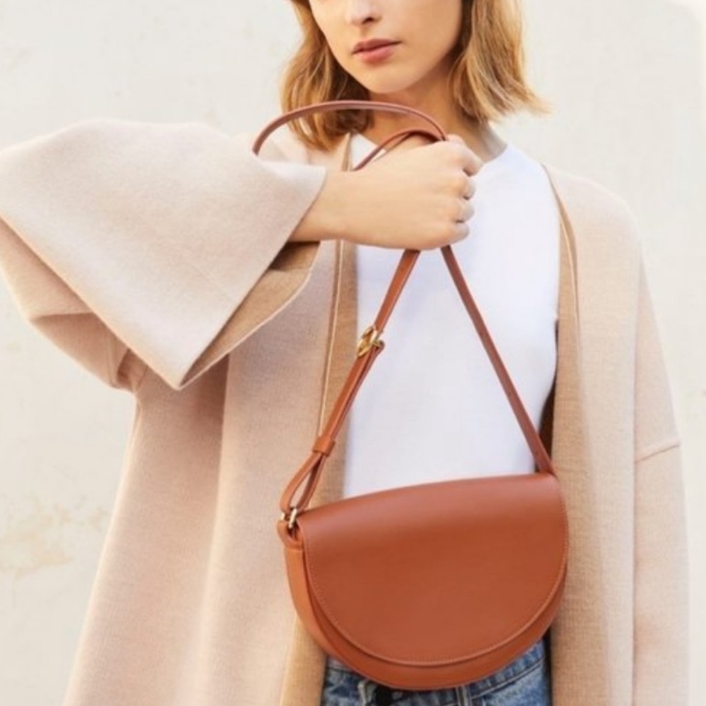 NWT CUYANA Half Moon Shoulder Crossbody Bag in Caramel